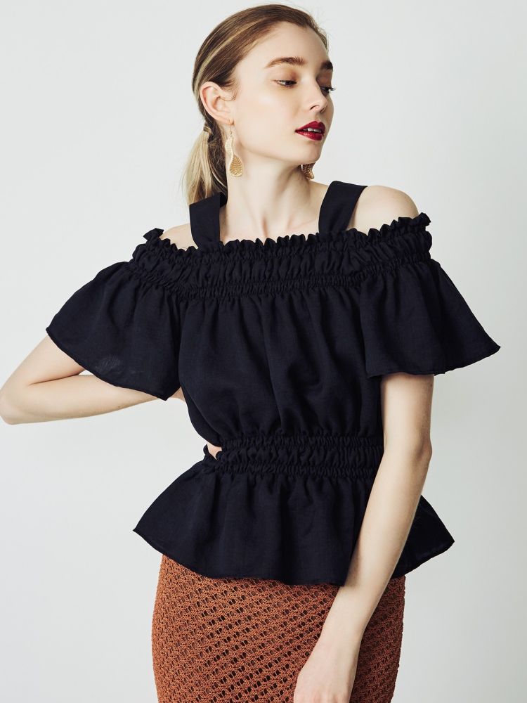 ランダムギャザーオフショルダーブラウス Lagunamoon ラグナムーン のシャツ ブラウス通販 Tokyo Outlet Week Online